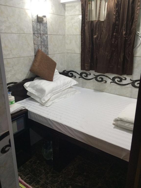 Gold Sparrow Hotel Хонконг Екстериор снимка