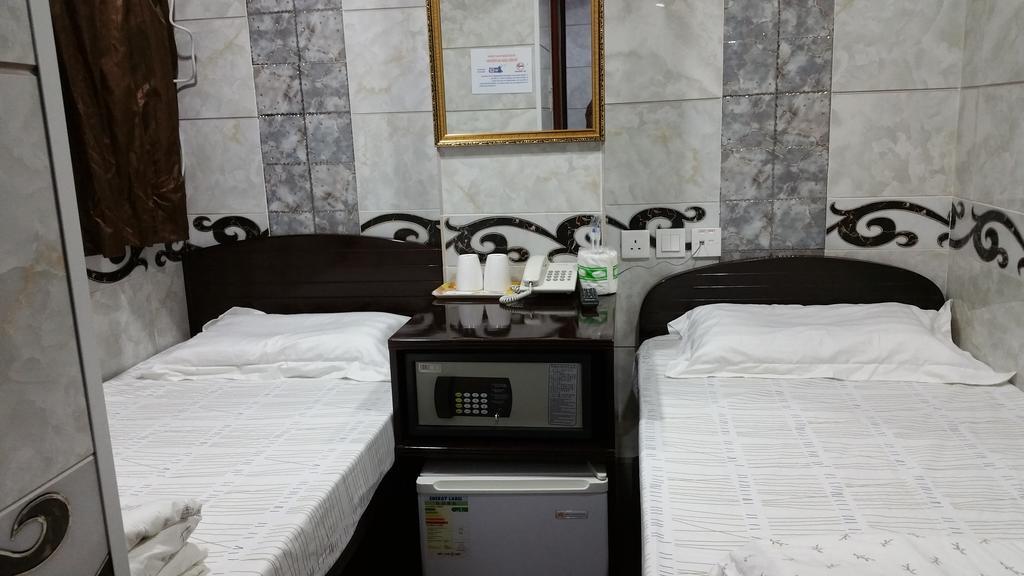 Gold Sparrow Hotel Хонконг Екстериор снимка